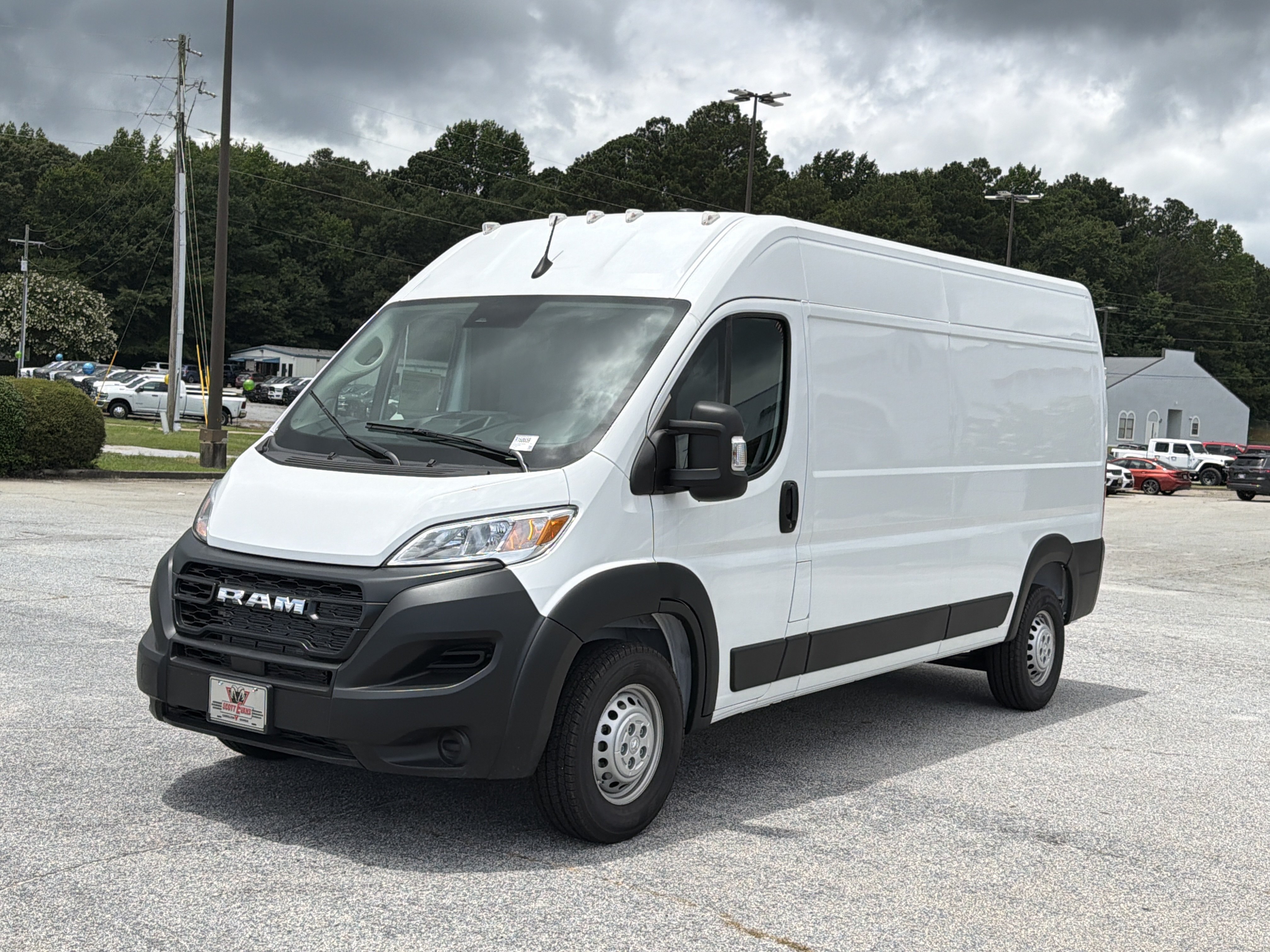 New 2026 Bright White Clearcoat RAM Tradesman image 4