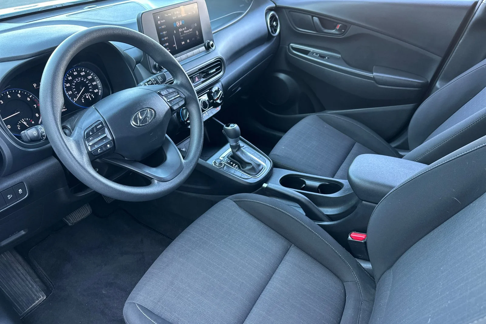 Used 2023 Teal Isle Hyundai SEL image 10