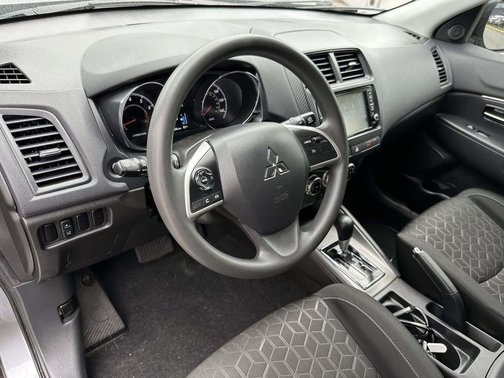 2024 Mitsubishi Outlander Sport ES - Photo 2
