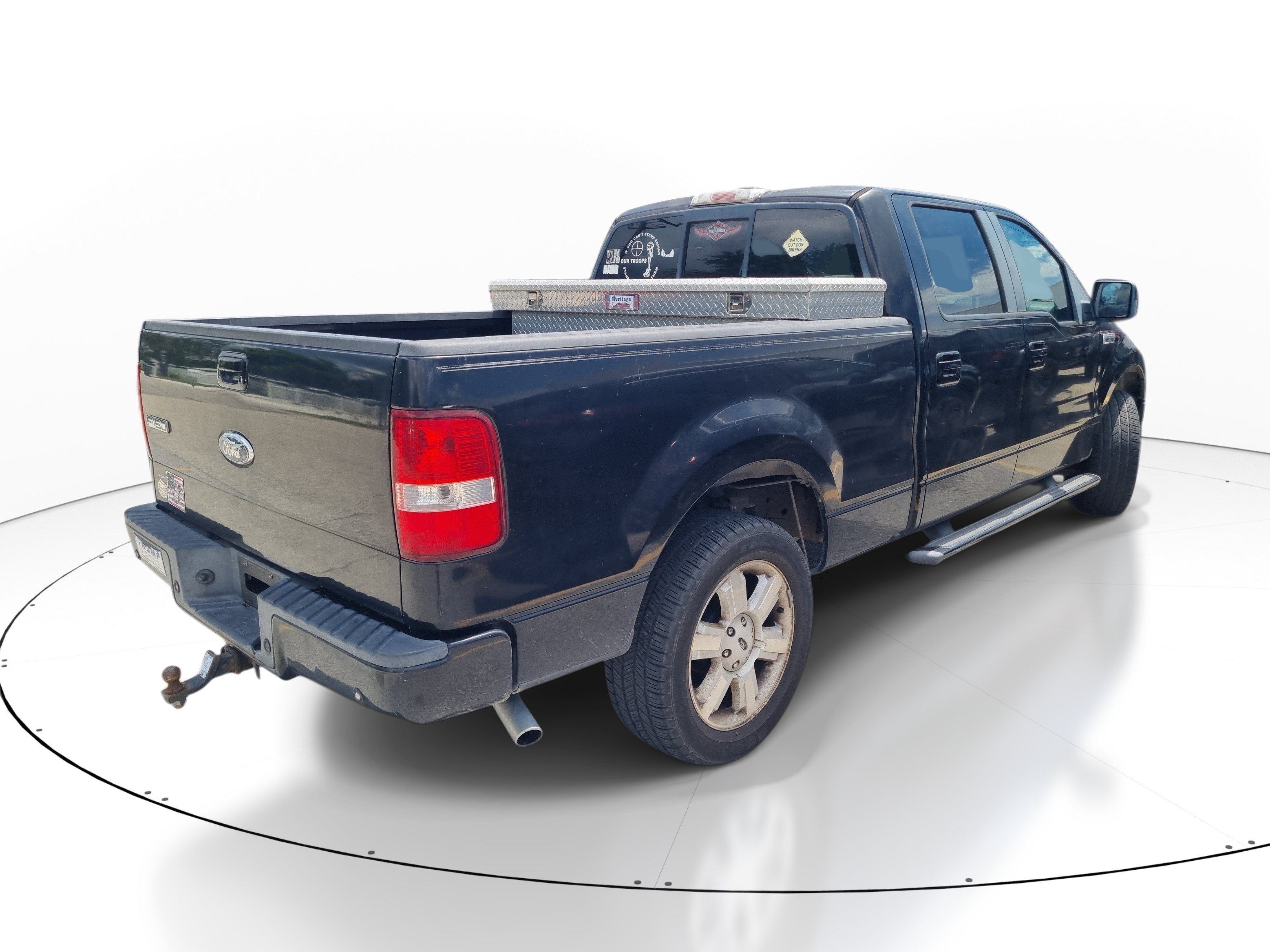 Used 2007 Black Clearcoat Ford XLT image 9