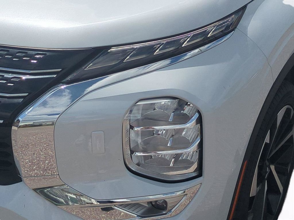 2024 Mitsubishi Outlander SE Black Edition - Photo 10