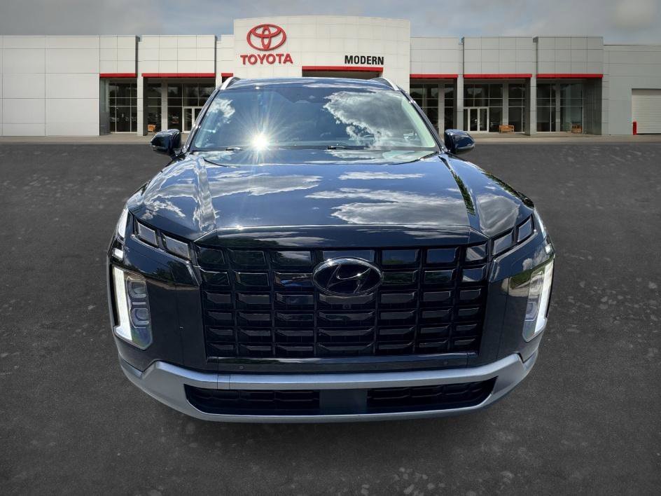 Used 2024 Abyss Black Pearl Hyundai Limited image 2