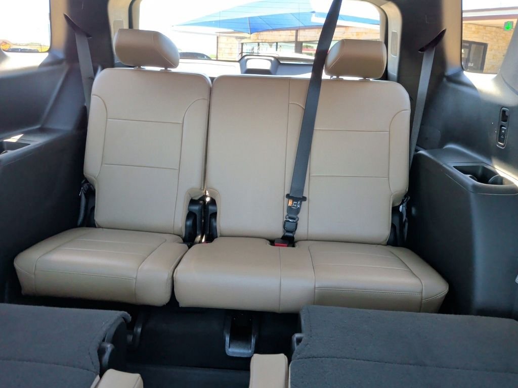 Used 2023 Gray Chevrolet Premier image 35