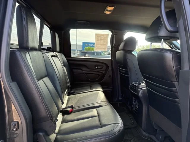 Used 2019 Magnetic Black Nissan SL image 48