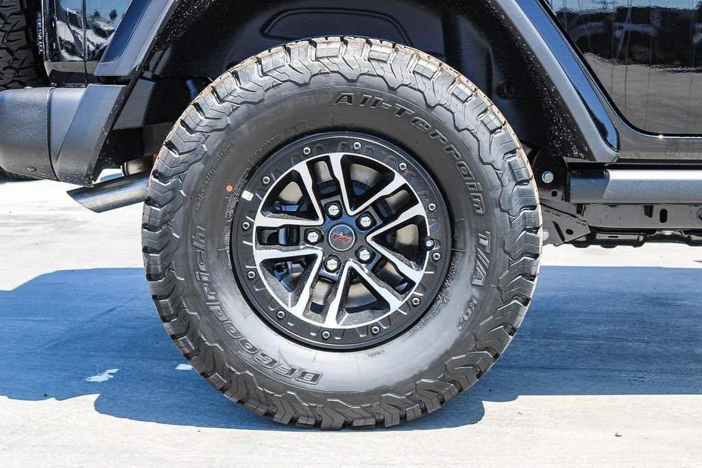 New 2026 Black Clearcoat Jeep Rubicon X image 12