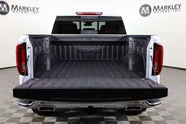 2026 GMC Sierra 1500 SLT - Photo 17