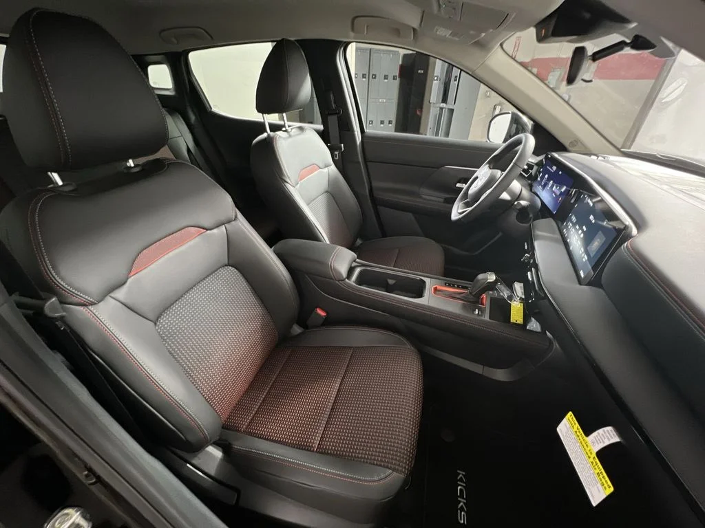 2026 Nissan KICKS SR - Photo 25