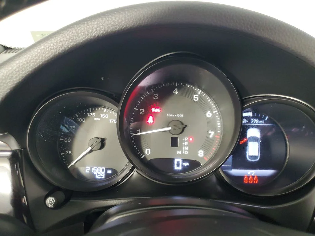 Used 2024 Silver Porsche  image 26