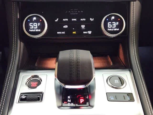 2026 Jaguar F-Pace R-Dynamic S - Photo 19