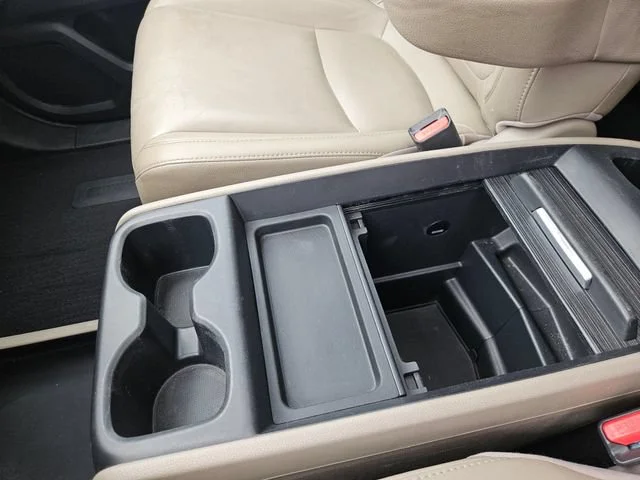 Used 2019 White Honda EX-L image 26