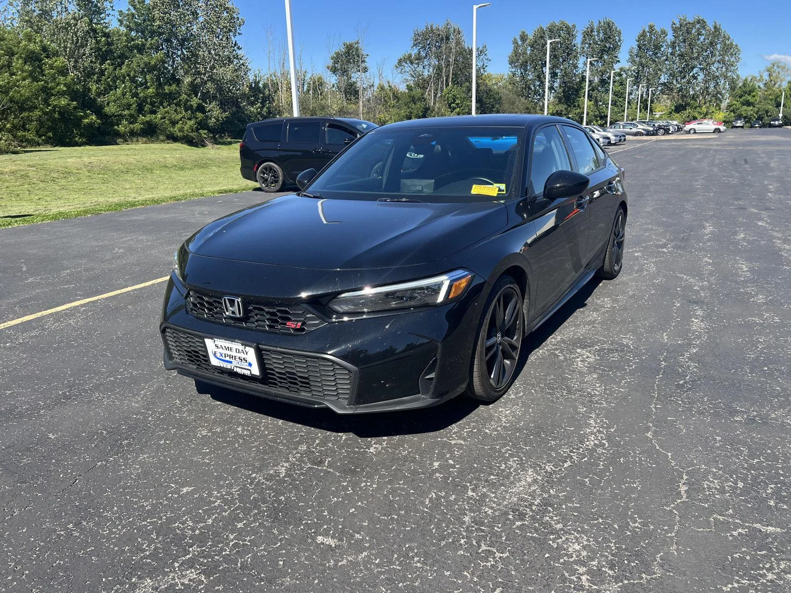 Used 2026 Crystal Black Pearl Honda SI image 10