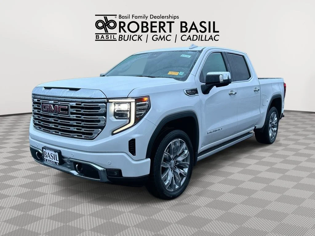 Used 2023 White GMC Denali image 1