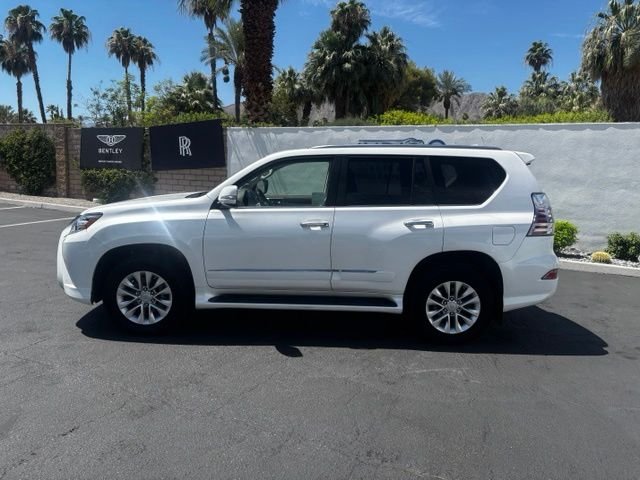 Used 2019 Starfire Pearl Lexus 460 image 8