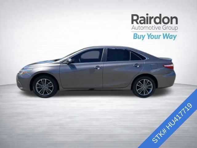 Used 2017 Predawn Gray Mica Toyota XLE image 4