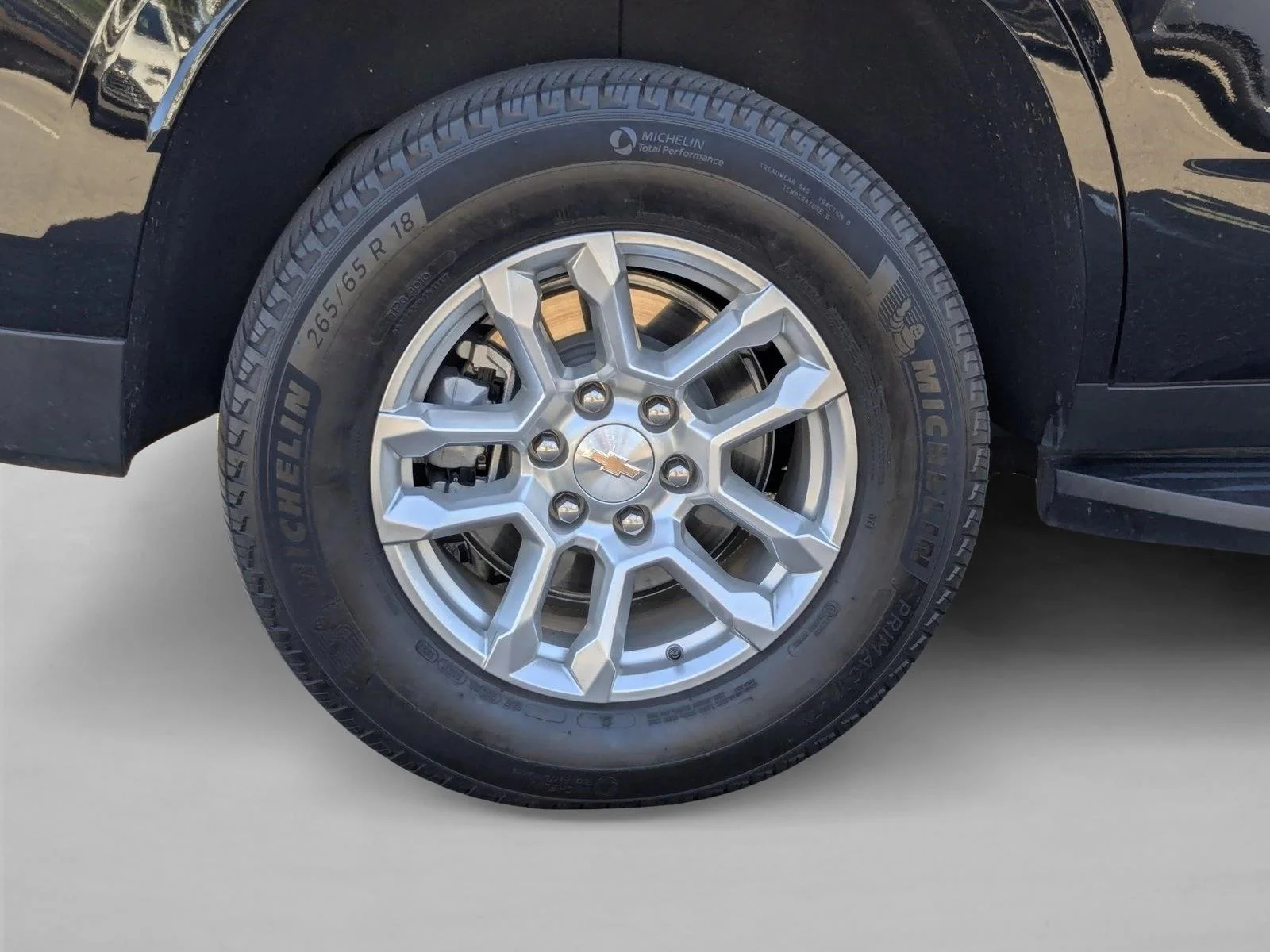 Used 2025 Black Chevrolet LS image 24