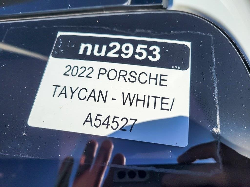 2022 PORSCHE TAYCAN - Image 25