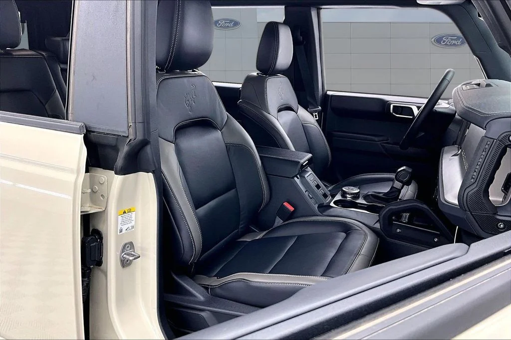 New 2025 Desert Sand Ford Outer Banks® image 11