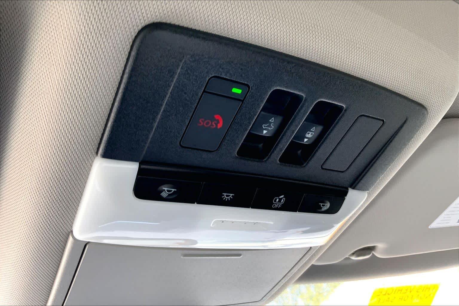 Used 2023 Gun Metallic Nissan SL image 28