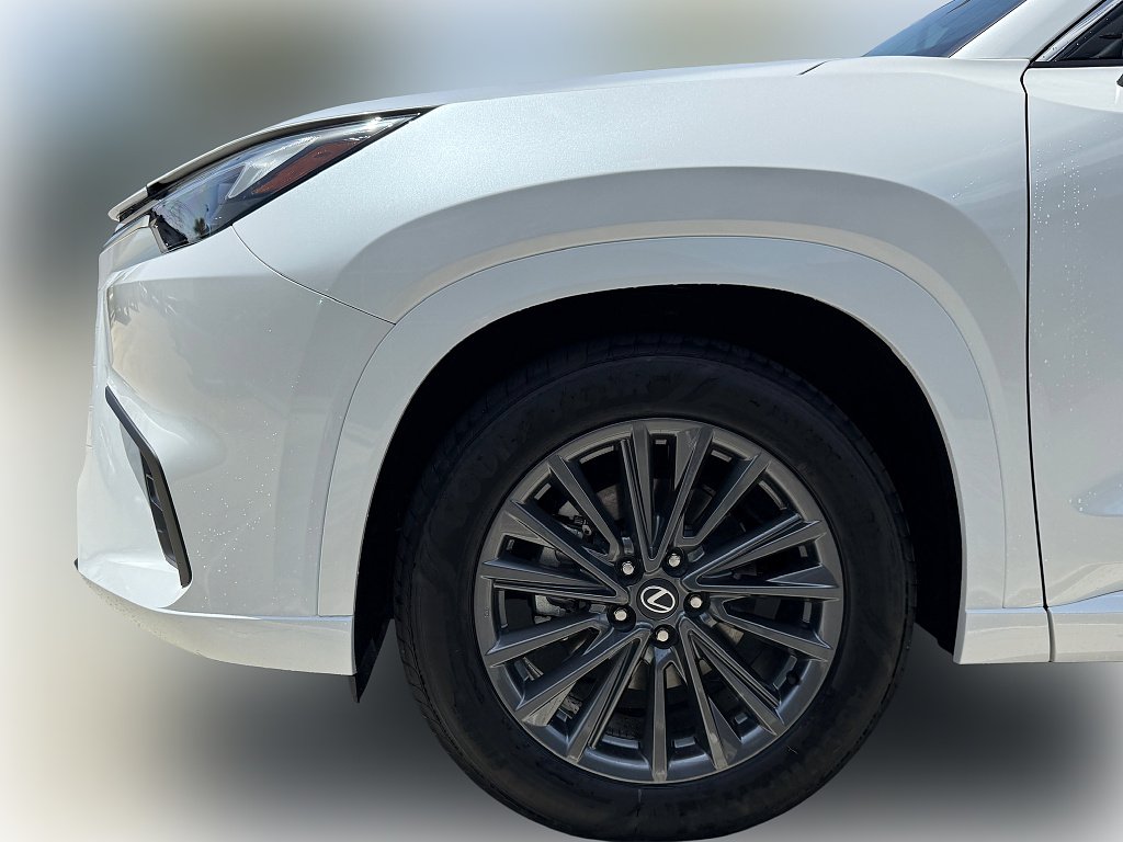 New 2026 Wind Chill Pearl Lexus AWD image 9