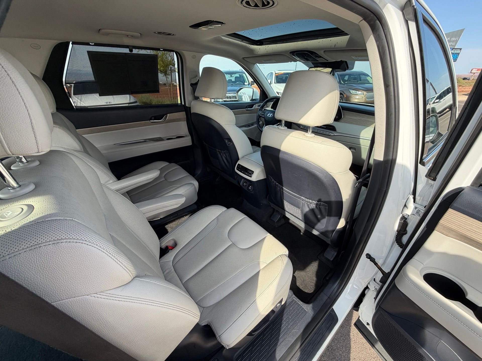 Used 2021 White Hyundai SEL image 49