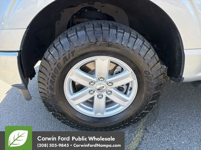 Used 2022 Silver Ford XLT image 9