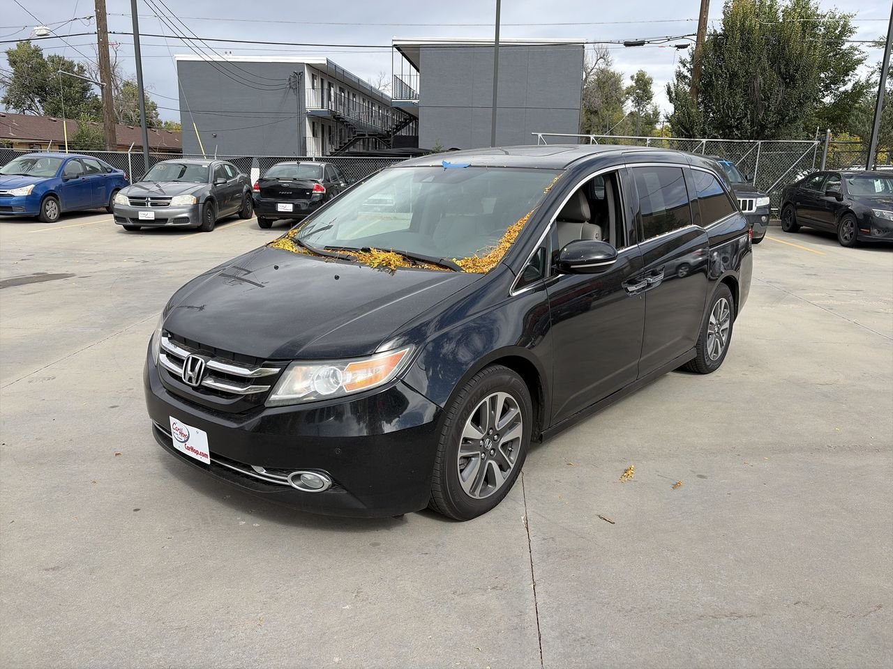 2015 Honda Odyssey Touring photo 4