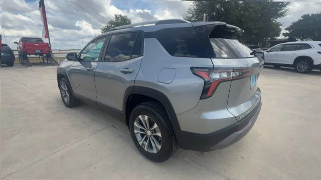 2025 Chevrolet Equinox LT - Photo 6