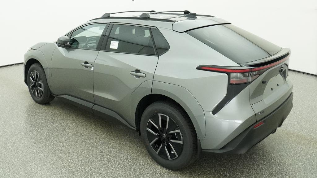 New 2026 Heavy Metal Toyota XLE image 39