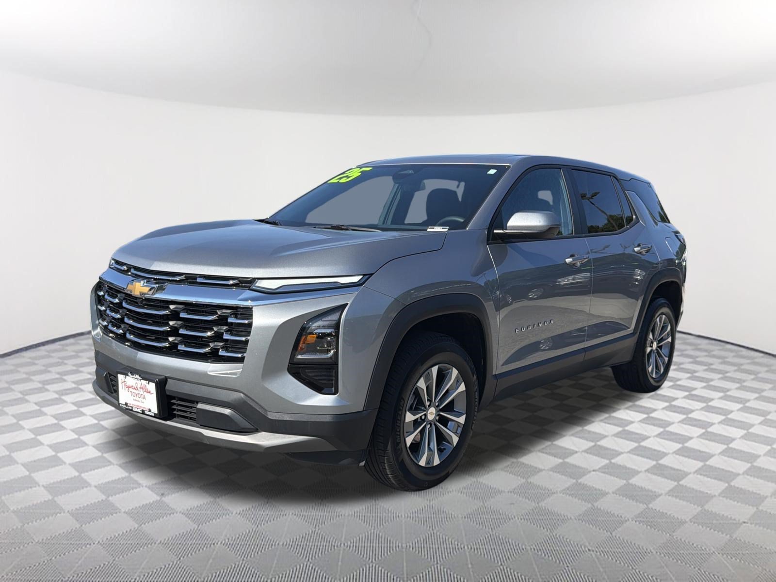Used 2025 Sterling Gray Metallic Chevrolet LT image 3
