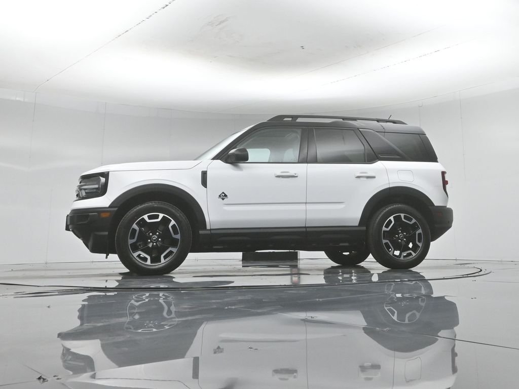 Used 2023 White Ford Outer Banks image 55