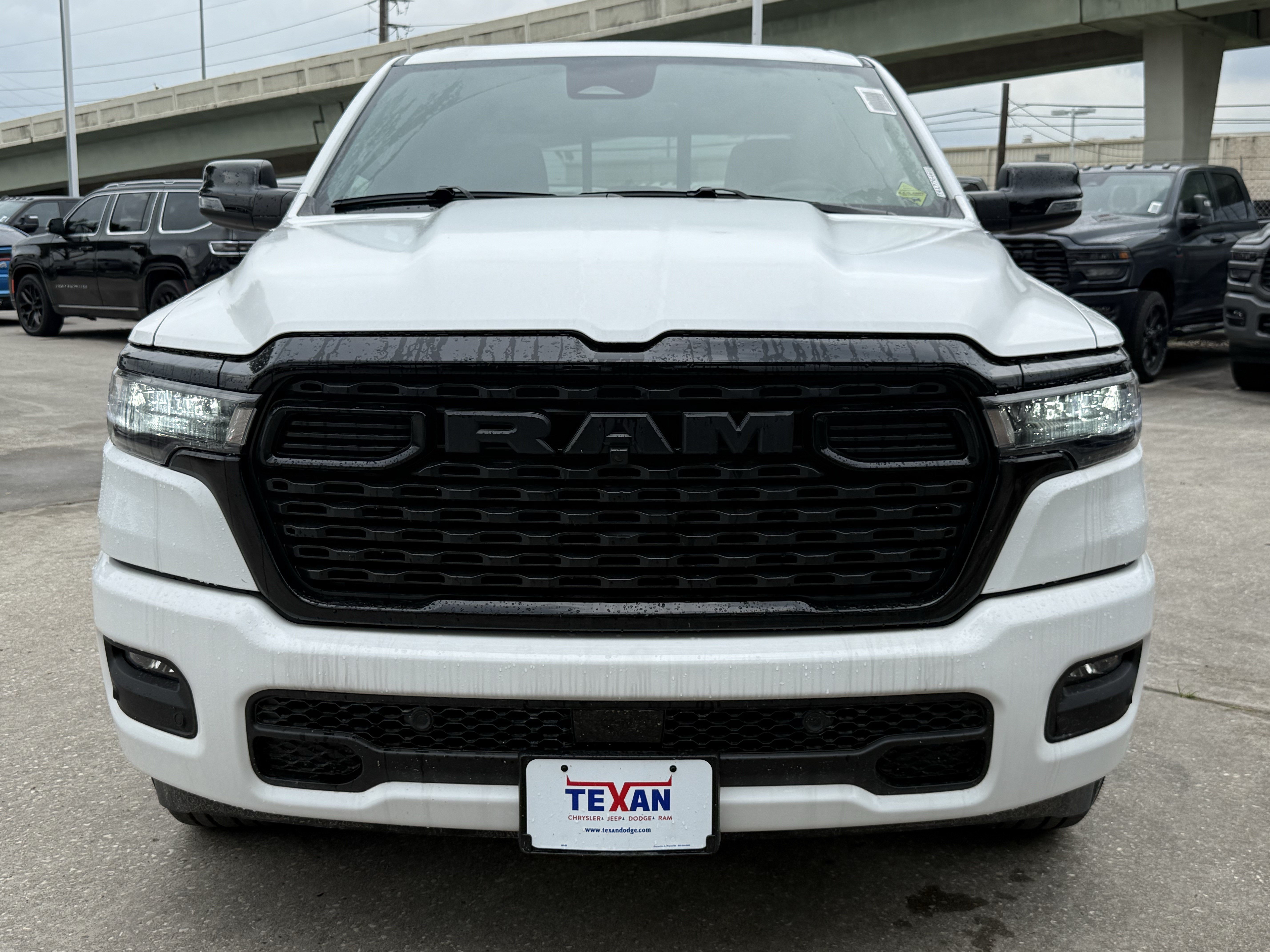 New 2026 Bright White Clear-Coat Exterior Paint RAM Lone Star image 6