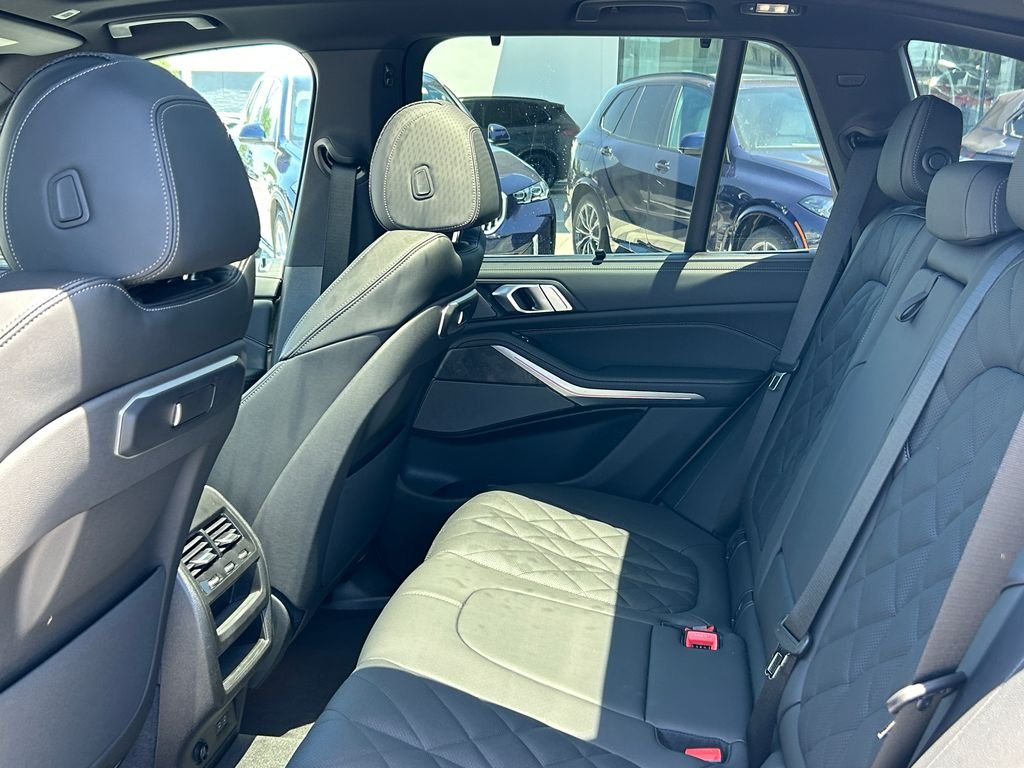 2026 BMW X5 50e - Photo 30