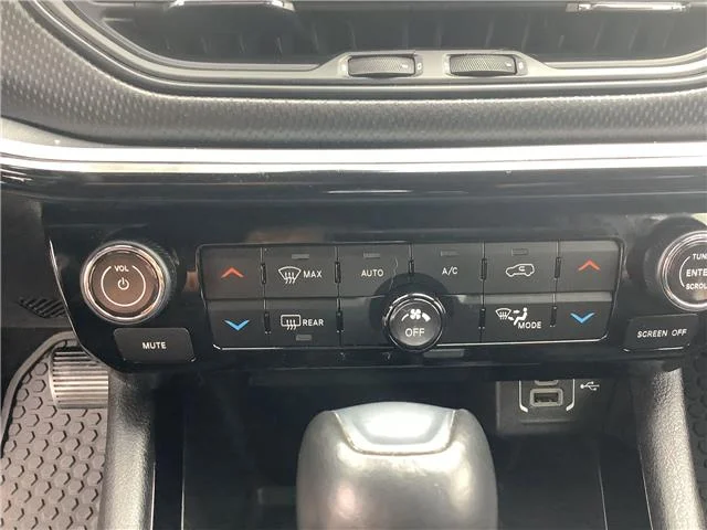 Used 2025 Red Hot Pearlcoat Jeep Trailhawk 4x4 image 23