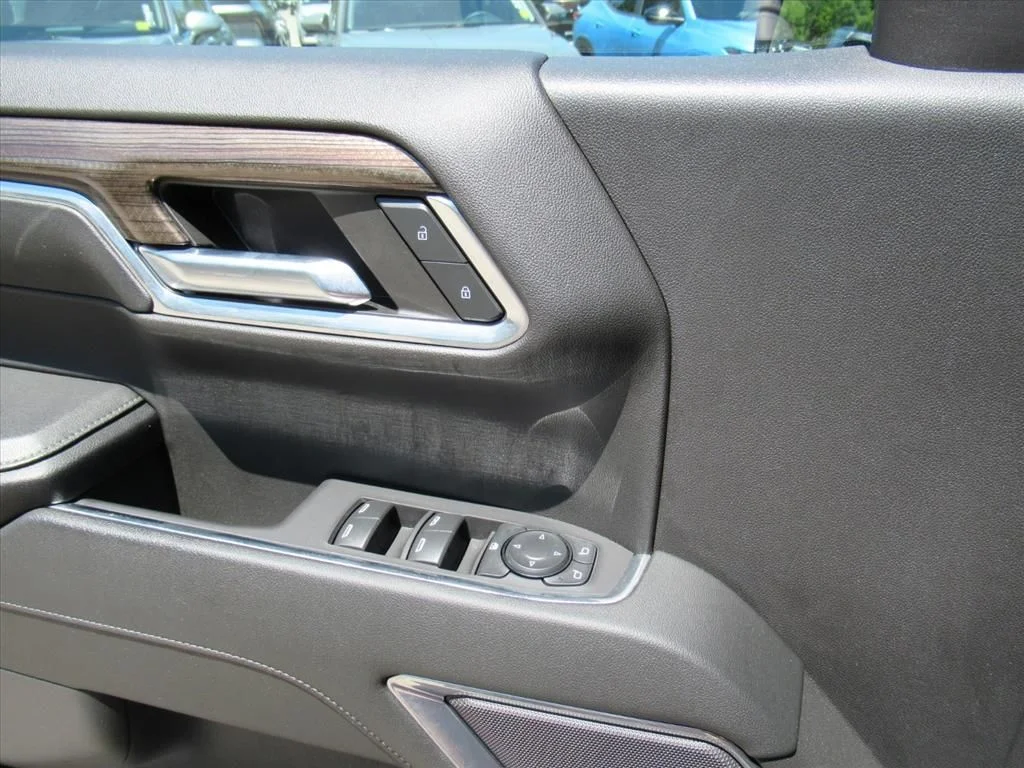 Used 2024 Gray Chevrolet LT image 19