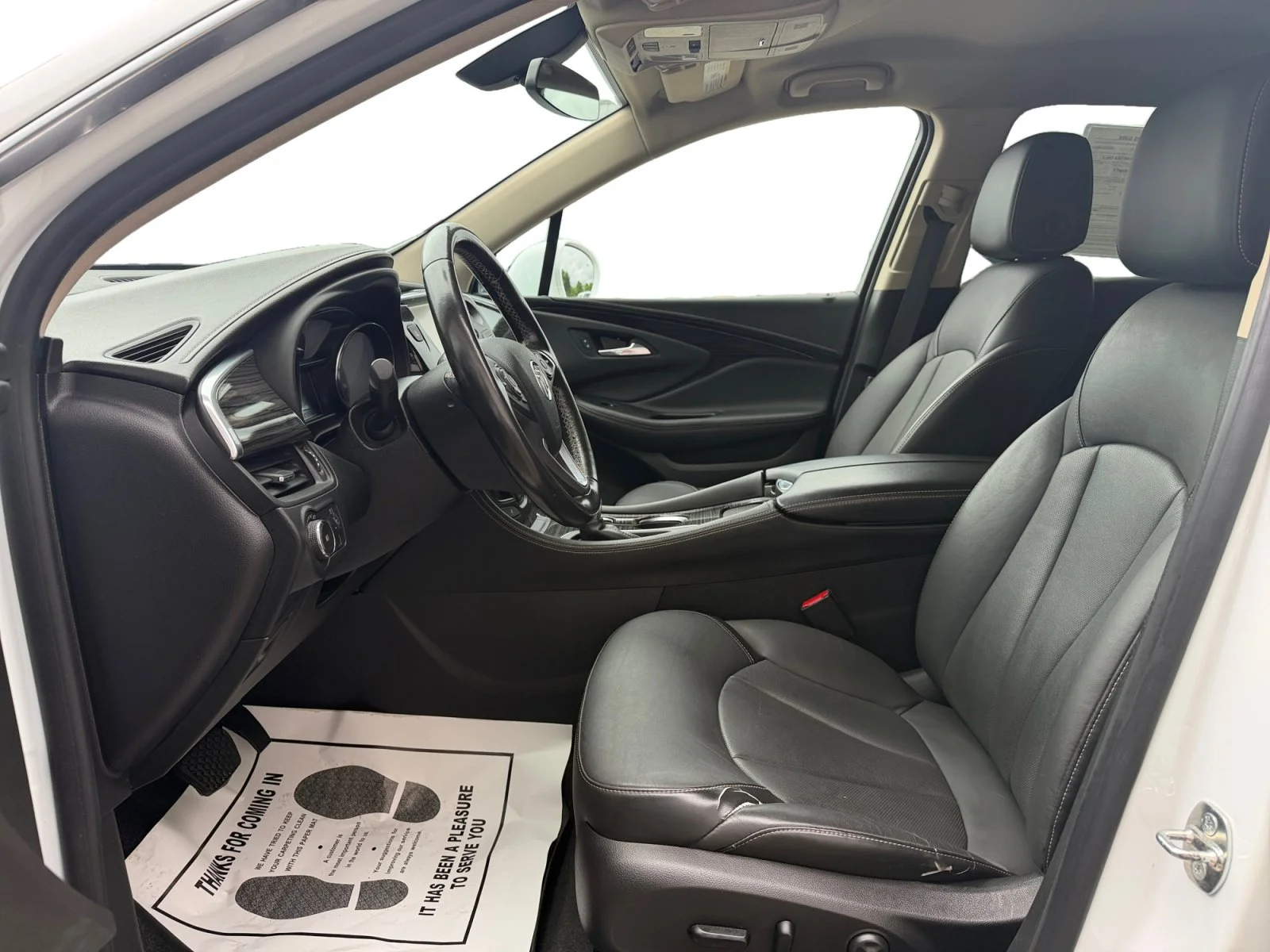 Used 2017 Summit White Buick Essence image 8