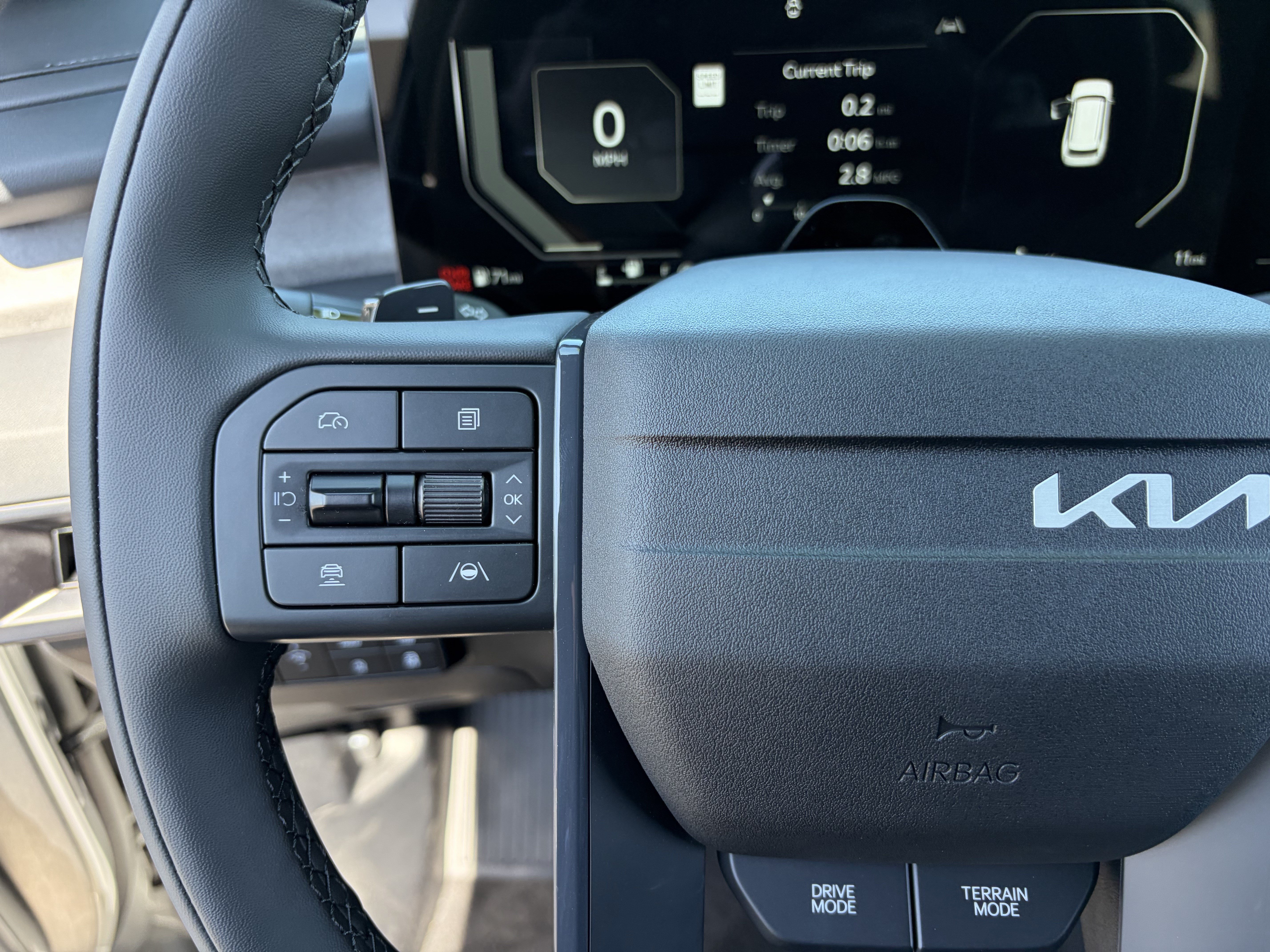 New 2027 Wolf Gray Kia X-PRO SX image 22