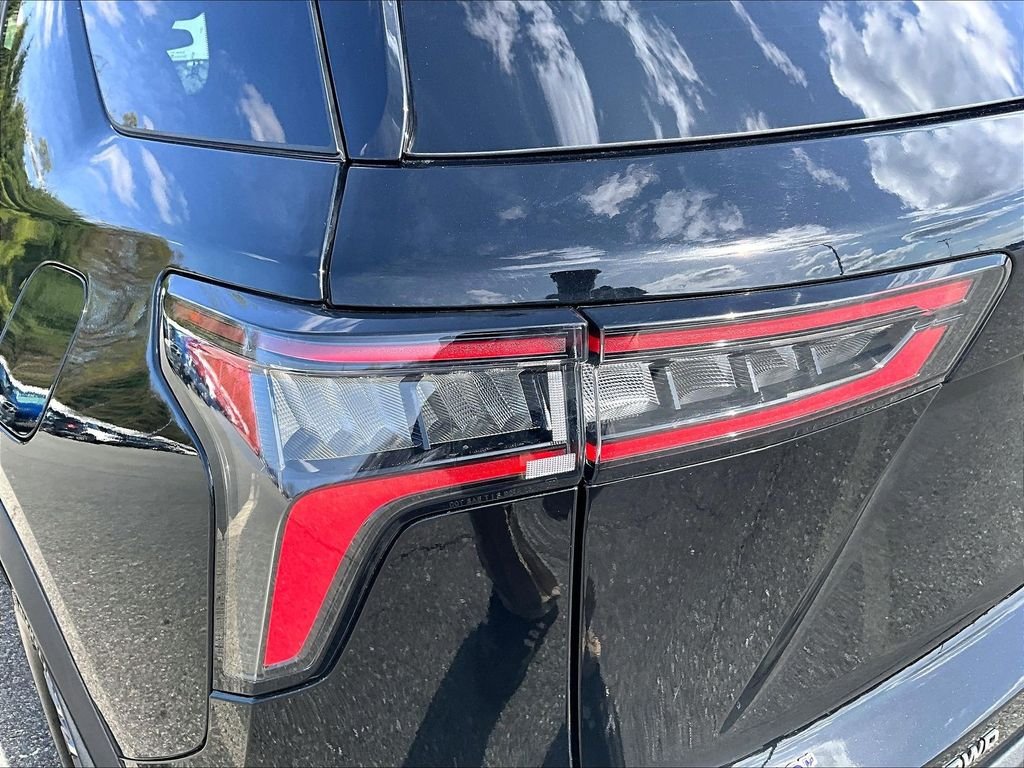 Used 2026 Black Chevrolet LT image 34