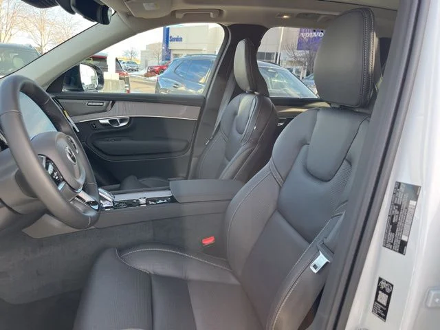 2026 Volvo XC90 Ultra - Photo 10