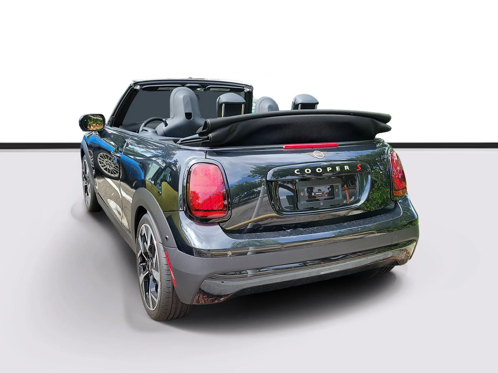 New 2026 Midnight Black MINI Iconic image 3