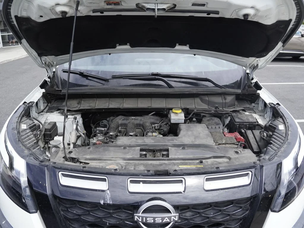 Used 2024 White Nissan Rock Creek image 26