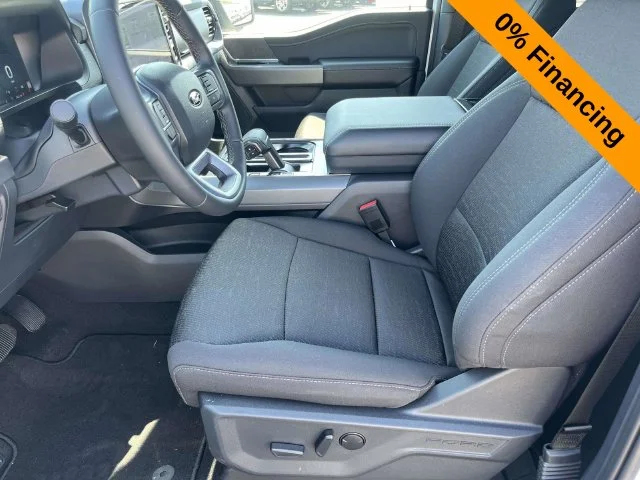New 2026 Oxford White Ford XLT image 12