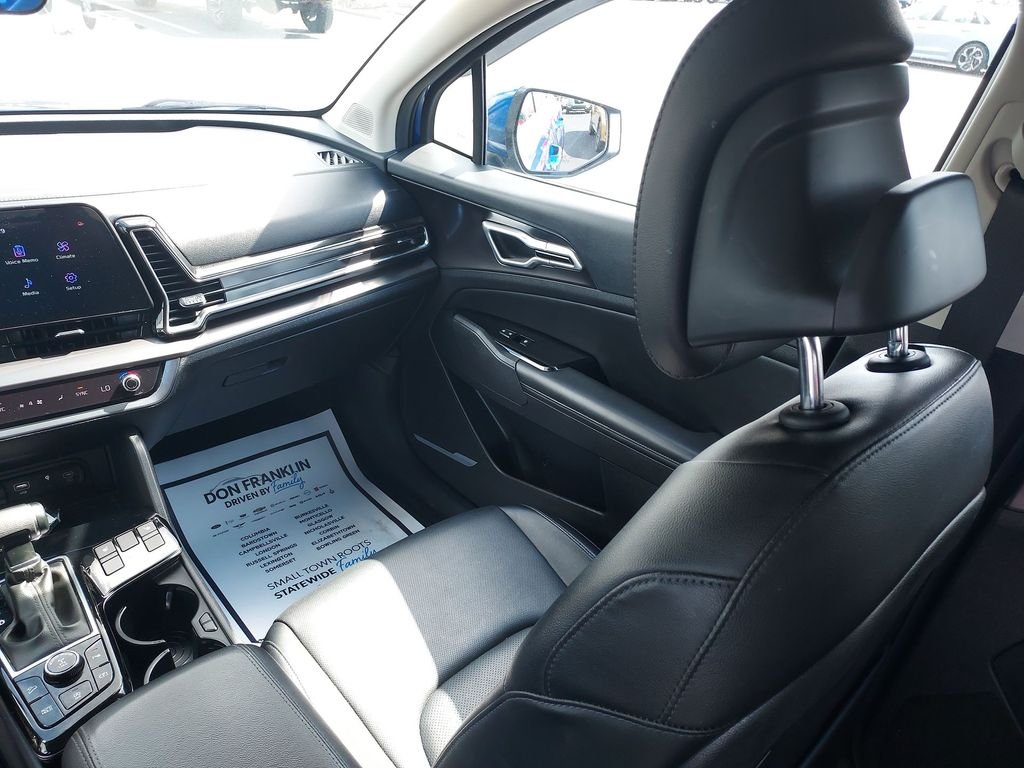 Used 2024 Blue Kia EX image 11