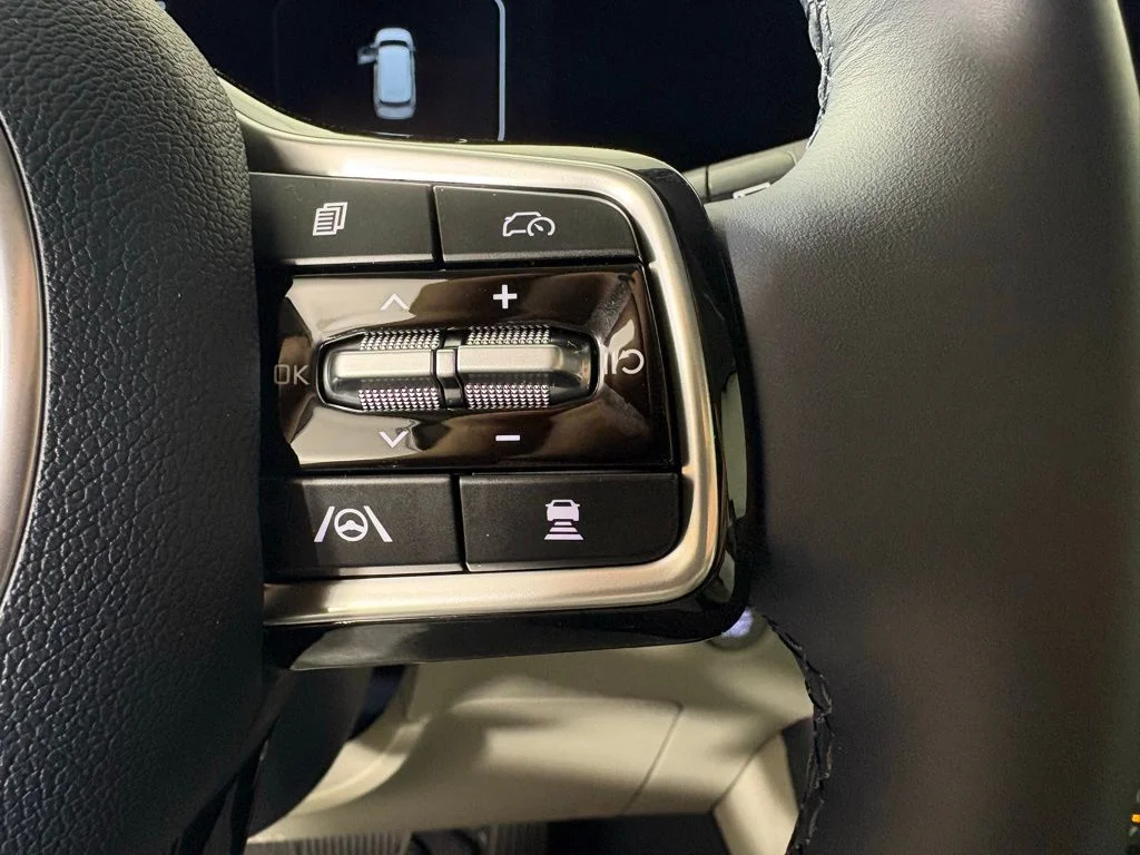 New 2026 Gray Kia SX Prestige image 24