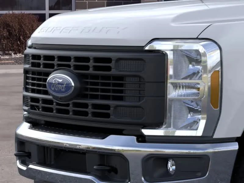 New 2026 Oxford White Ford F-250® XL image 17