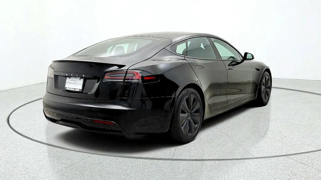 Used 2023 Solid Black Tesla Plaid AWD w/ Yoke Steering Wheel image 5