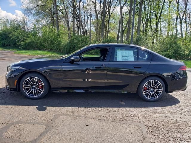 New 2027 BMW 5 Series 530i xDrive 4D Sedan in North Canton