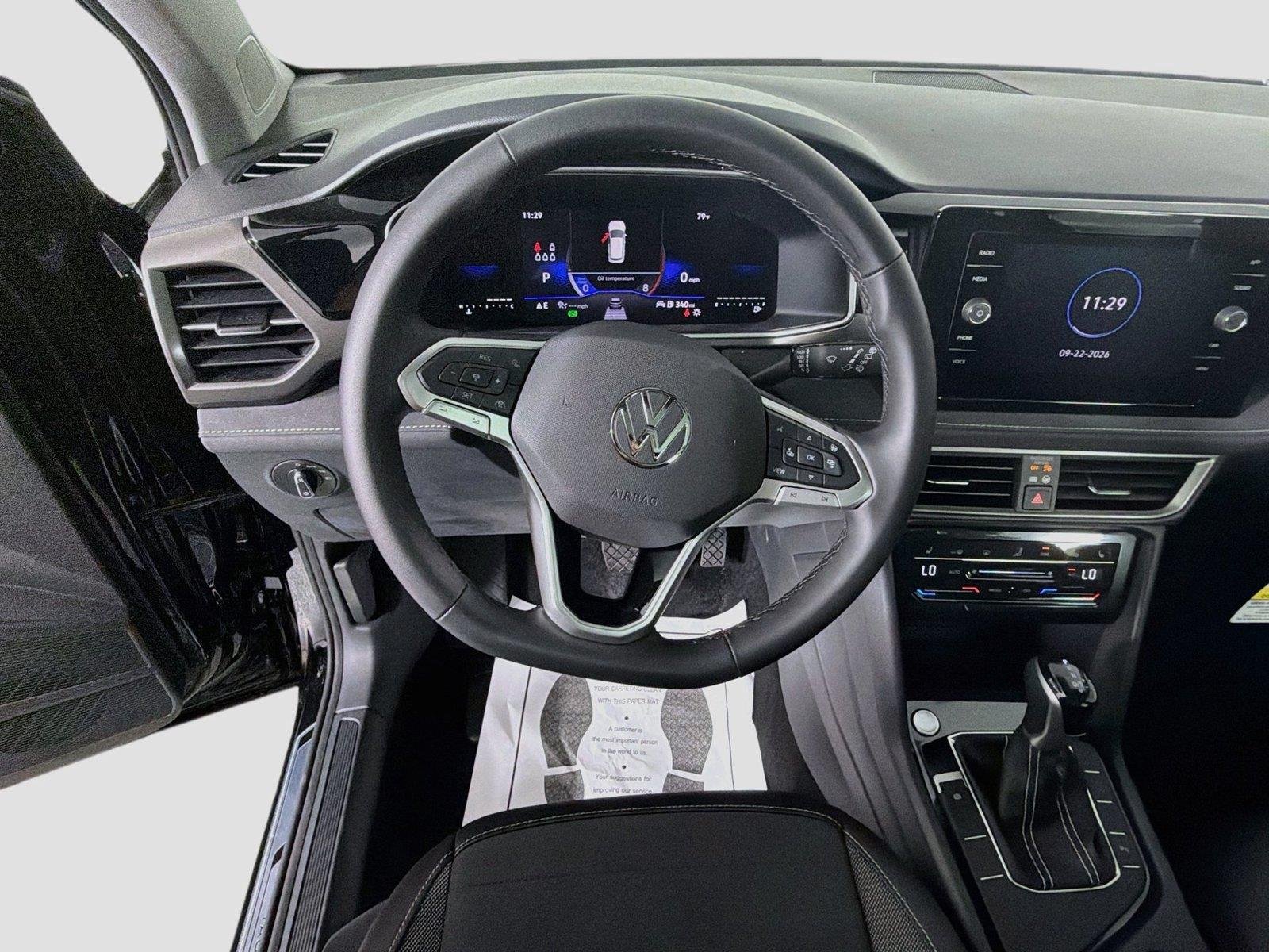 New 2027 Deep Black Pearl Volkswagen SE Black image 10