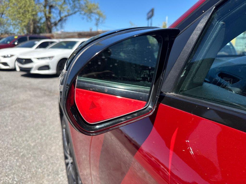 Used 2020 Hyacinth Red Mercedes-Benz 4MATIC® image 23