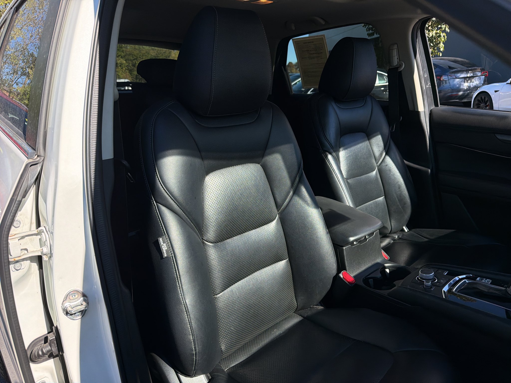 Used 2019 Snowflake White Pearl Mica Mazda Touring image 2