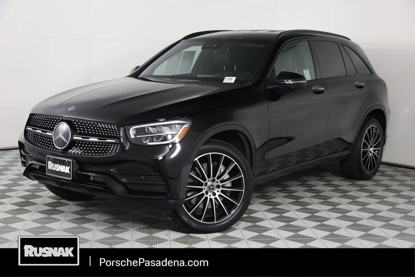Used 2022 Black Mercedes-Benz GLC 300 image 1